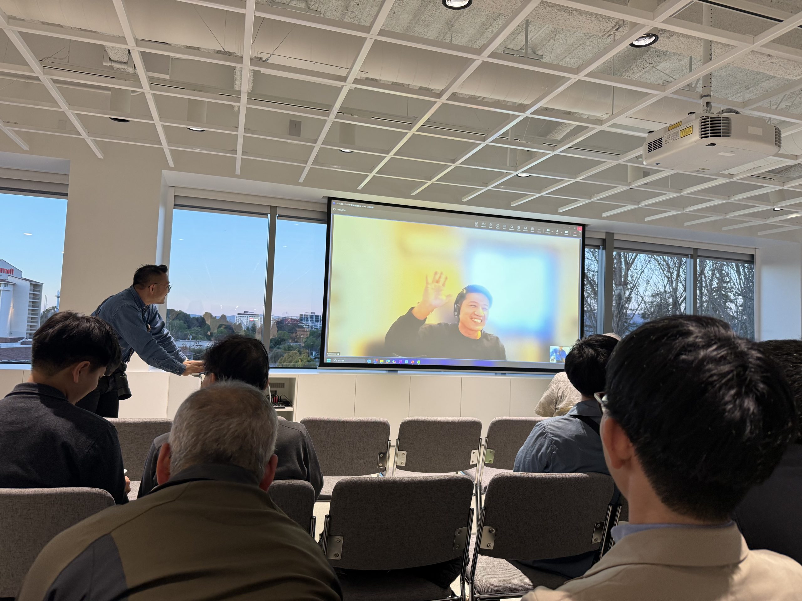 CHIP-J semiconductor study group seminar session with attendees